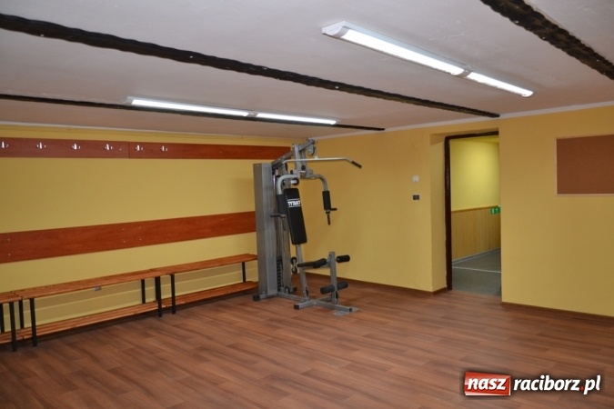 Zdjęcie w galerii na portalu naszraciborz.pl: Praca wzbogaca - LKS Jankowice z odmienioną siedzibą!  wiadomości z regionu