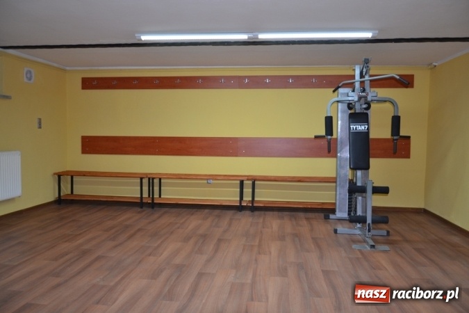 Zdjęcie w galerii na portalu naszraciborz.pl: Praca wzbogaca - LKS Jankowice z odmienioną siedzibą!  wiadomości z regionu