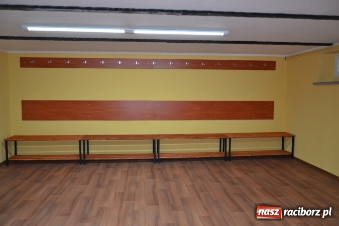 Zdjęcie w galerii na portalu naszraciborz.pl: Praca wzbogaca - LKS Jankowice z odmienioną siedzibą!  wiadomości z regionu