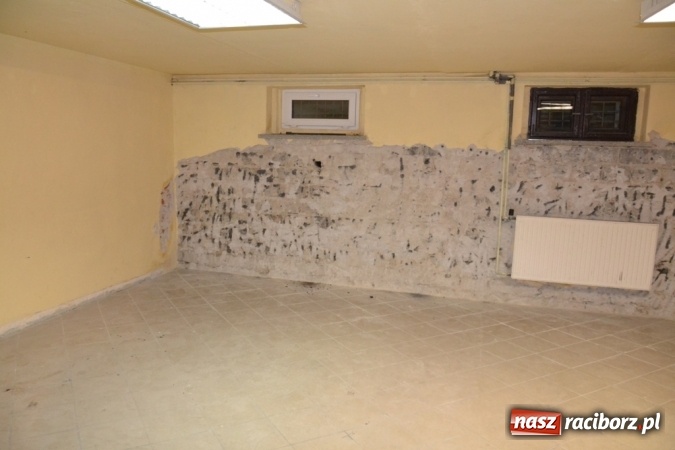 Zdjęcie w galerii na portalu naszraciborz.pl: Praca wzbogaca - LKS Jankowice z odmienioną siedzibą!  wiadomości z regionu