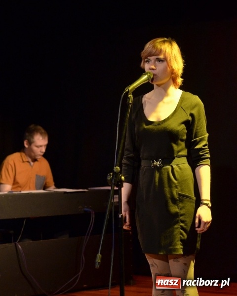 Zdjęcie w galerii na portalu naszraciborz.pl: Warsztaty wokalne w Strzesze. Przyjechali Kondrak i Andrzejewski wiadomości z regionu