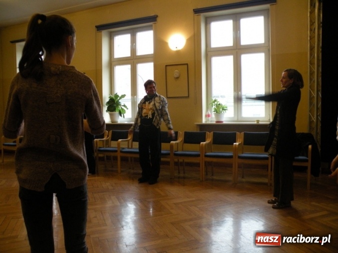 Zdjęcie w galerii na portalu naszraciborz.pl: Warsztaty wokalne w Strzesze. Przyjechali Kondrak i Andrzejewski wiadomości z regionu