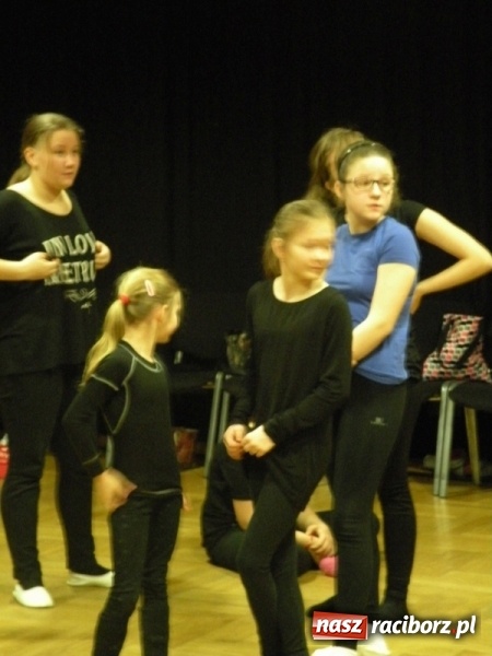 Zdjęcie w galerii na portalu naszraciborz.pl: Warsztaty wokalne w Strzesze. Przyjechali Kondrak i Andrzejewski wiadomości z regionu