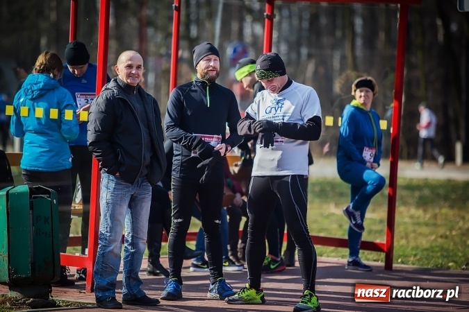 Zdjęcie w galerii na portalu naszraciborz.pl: Raciborzanie Tomasz Marcinek i Anna Szyjka wygrali V Bieg Twardziela wiadomości z regionu