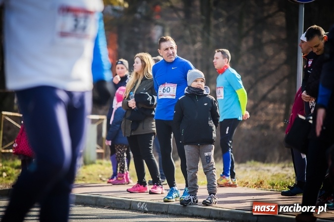 Zdjęcie w galerii na portalu naszraciborz.pl: Raciborzanie Tomasz Marcinek i Anna Szyjka wygrali V Bieg Twardziela wiadomości z regionu