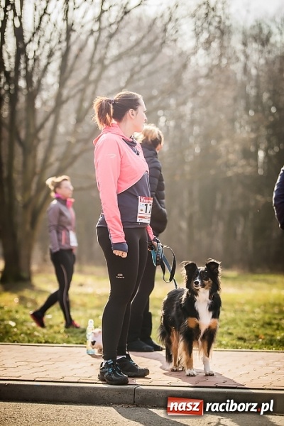Zdjęcie w galerii na portalu naszraciborz.pl: Raciborzanie Tomasz Marcinek i Anna Szyjka wygrali V Bieg Twardziela wiadomości z regionu