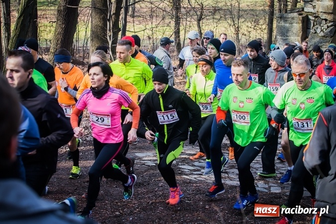 Zdjęcie w galerii na portalu naszraciborz.pl: Raciborzanie Tomasz Marcinek i Anna Szyjka wygrali V Bieg Twardziela wiadomości z regionu