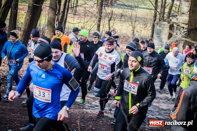 Zdjęcie w galerii na portalu naszraciborz.pl: Raciborzanie Tomasz Marcinek i Anna Szyjka wygrali V Bieg Twardziela wiadomości z regionu
