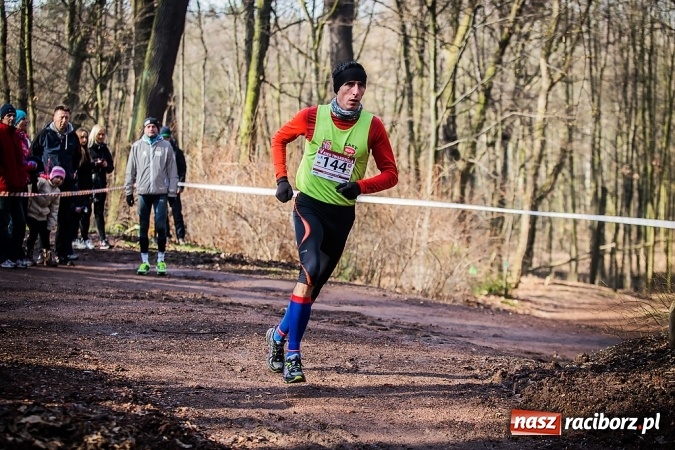 Zdjęcie w galerii na portalu naszraciborz.pl: Raciborzanie Tomasz Marcinek i Anna Szyjka wygrali V Bieg Twardziela wiadomości z regionu