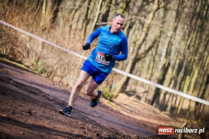 Zdjęcie w galerii na portalu naszraciborz.pl: Raciborzanie Tomasz Marcinek i Anna Szyjka wygrali V Bieg Twardziela wiadomości z regionu