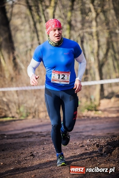 Zdjęcie w galerii na portalu naszraciborz.pl: Raciborzanie Tomasz Marcinek i Anna Szyjka wygrali V Bieg Twardziela wiadomości z regionu