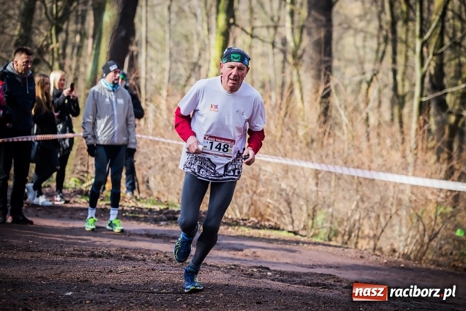 Zdjęcie w galerii na portalu naszraciborz.pl: Raciborzanie Tomasz Marcinek i Anna Szyjka wygrali V Bieg Twardziela wiadomości z regionu