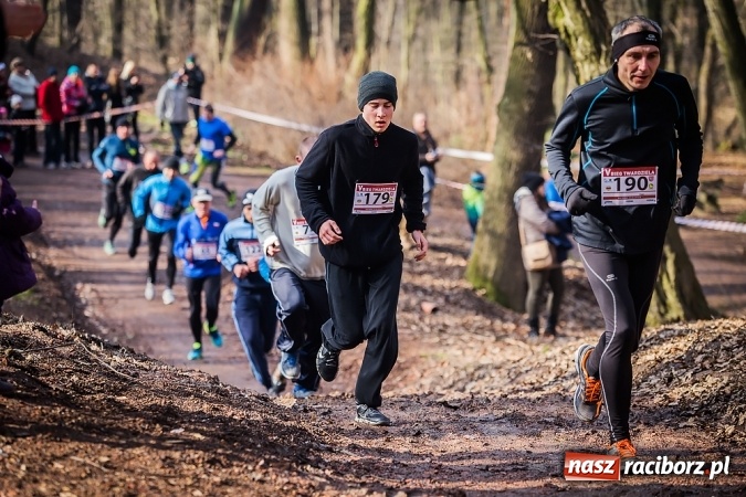 Zdjęcie w galerii na portalu naszraciborz.pl: Raciborzanie Tomasz Marcinek i Anna Szyjka wygrali V Bieg Twardziela wiadomości z regionu