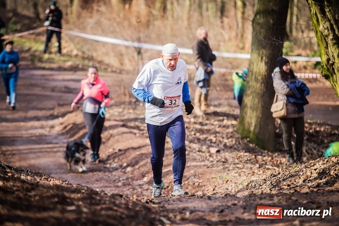 Zdjęcie w galerii na portalu naszraciborz.pl: Raciborzanie Tomasz Marcinek i Anna Szyjka wygrali V Bieg Twardziela wiadomości z regionu