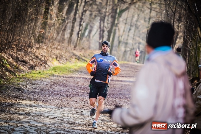 Zdjęcie w galerii na portalu naszraciborz.pl: Raciborzanie Tomasz Marcinek i Anna Szyjka wygrali V Bieg Twardziela wiadomości z regionu