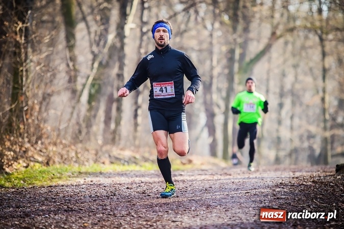 Zdjęcie w galerii na portalu naszraciborz.pl: Raciborzanie Tomasz Marcinek i Anna Szyjka wygrali V Bieg Twardziela wiadomości z regionu