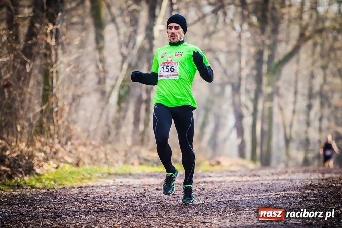 Zdjęcie w galerii na portalu naszraciborz.pl: Raciborzanie Tomasz Marcinek i Anna Szyjka wygrali V Bieg Twardziela wiadomości z regionu