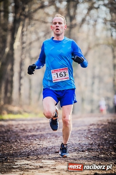 Zdjęcie w galerii na portalu naszraciborz.pl: Raciborzanie Tomasz Marcinek i Anna Szyjka wygrali V Bieg Twardziela wiadomości z regionu