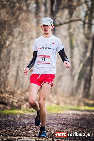 Zdjęcie w galerii na portalu naszraciborz.pl: Raciborzanie Tomasz Marcinek i Anna Szyjka wygrali V Bieg Twardziela wiadomości z regionu