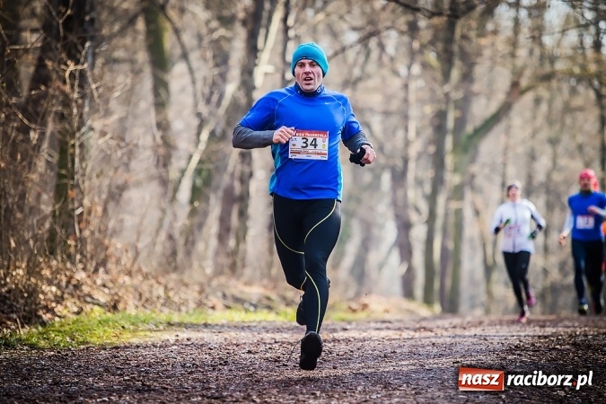 Zdjęcie w galerii na portalu naszraciborz.pl: Raciborzanie Tomasz Marcinek i Anna Szyjka wygrali V Bieg Twardziela wiadomości z regionu