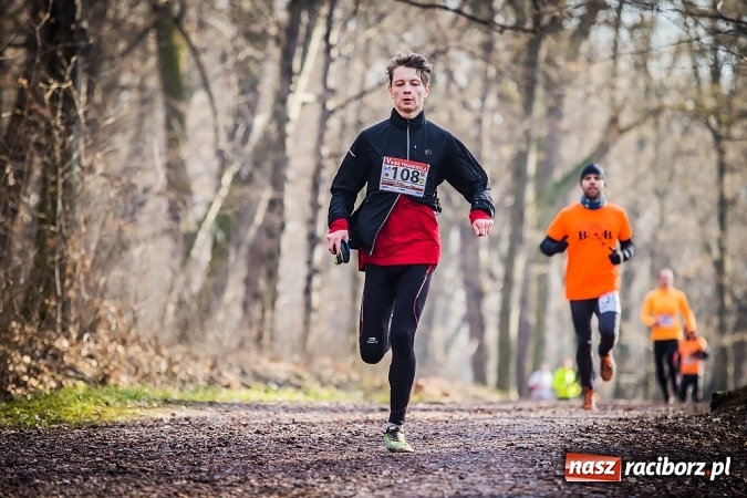 Zdjęcie w galerii na portalu naszraciborz.pl: Raciborzanie Tomasz Marcinek i Anna Szyjka wygrali V Bieg Twardziela wiadomości z regionu