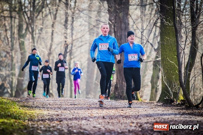 Zdjęcie w galerii na portalu naszraciborz.pl: Raciborzanie Tomasz Marcinek i Anna Szyjka wygrali V Bieg Twardziela wiadomości z regionu