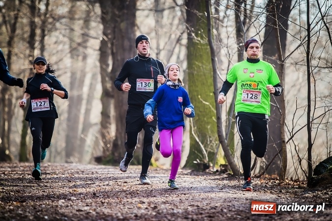 Zdjęcie w galerii na portalu naszraciborz.pl: Raciborzanie Tomasz Marcinek i Anna Szyjka wygrali V Bieg Twardziela wiadomości z regionu