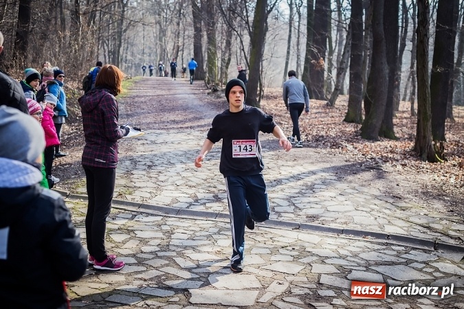 Zdjęcie w galerii na portalu naszraciborz.pl: Raciborzanie Tomasz Marcinek i Anna Szyjka wygrali V Bieg Twardziela wiadomości z regionu