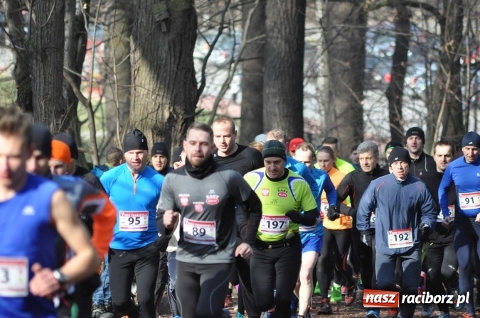 Zdjęcie w galerii na portalu naszraciborz.pl: Raciborzanie Tomasz Marcinek i Anna Szyjka wygrali V Bieg Twardziela wiadomości z regionu
