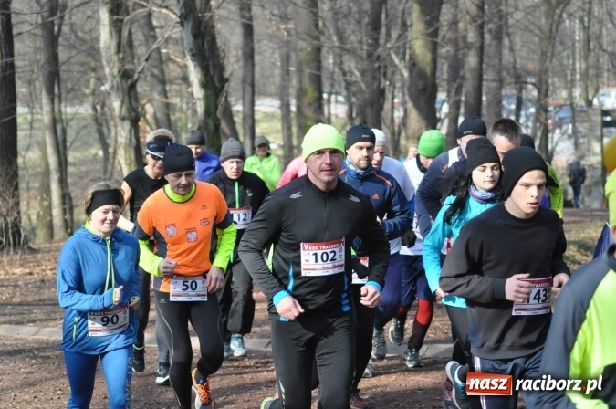Zdjęcie w galerii na portalu naszraciborz.pl: Raciborzanie Tomasz Marcinek i Anna Szyjka wygrali V Bieg Twardziela wiadomości z regionu