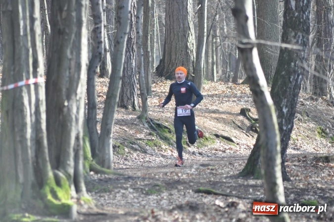 Zdjęcie w galerii na portalu naszraciborz.pl: Raciborzanie Tomasz Marcinek i Anna Szyjka wygrali V Bieg Twardziela wiadomości z regionu