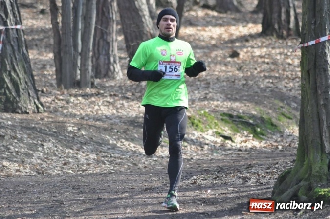 Zdjęcie w galerii na portalu naszraciborz.pl: Raciborzanie Tomasz Marcinek i Anna Szyjka wygrali V Bieg Twardziela wiadomości z regionu