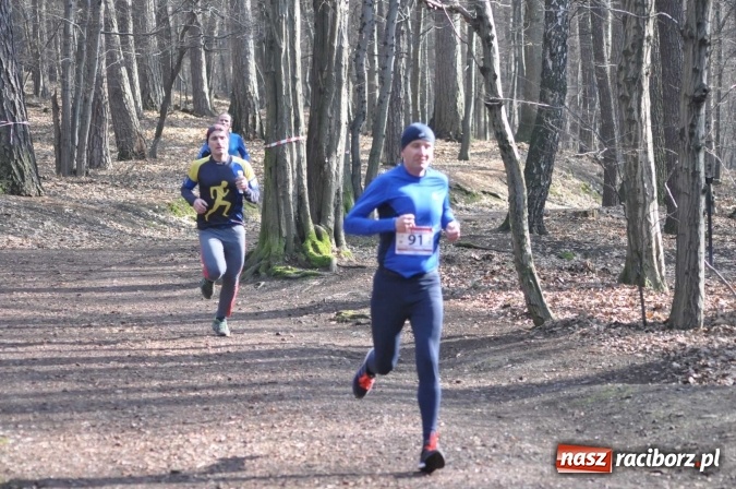 Zdjęcie w galerii na portalu naszraciborz.pl: Raciborzanie Tomasz Marcinek i Anna Szyjka wygrali V Bieg Twardziela wiadomości z regionu
