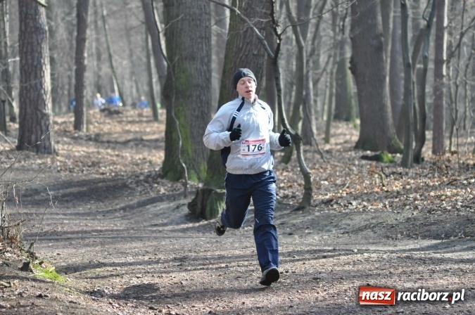 Zdjęcie w galerii na portalu naszraciborz.pl: Raciborzanie Tomasz Marcinek i Anna Szyjka wygrali V Bieg Twardziela wiadomości z regionu