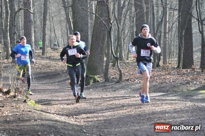 Zdjęcie w galerii na portalu naszraciborz.pl: Raciborzanie Tomasz Marcinek i Anna Szyjka wygrali V Bieg Twardziela wiadomości z regionu
