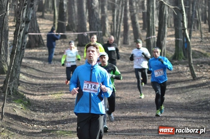 Zdjęcie w galerii na portalu naszraciborz.pl: Raciborzanie Tomasz Marcinek i Anna Szyjka wygrali V Bieg Twardziela wiadomości z regionu