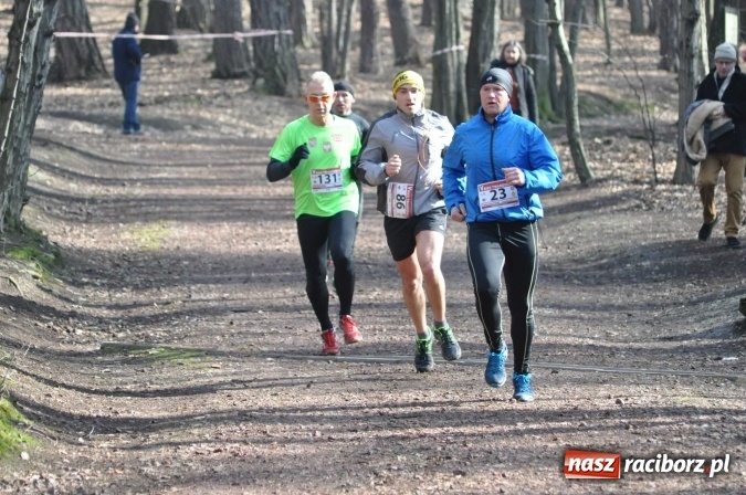 Zdjęcie w galerii na portalu naszraciborz.pl: Raciborzanie Tomasz Marcinek i Anna Szyjka wygrali V Bieg Twardziela wiadomości z regionu