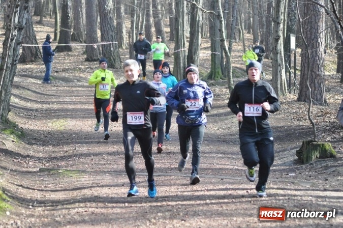 Zdjęcie w galerii na portalu naszraciborz.pl: Raciborzanie Tomasz Marcinek i Anna Szyjka wygrali V Bieg Twardziela wiadomości z regionu