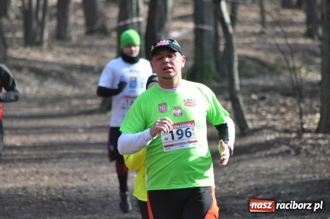 Zdjęcie w galerii na portalu naszraciborz.pl: Raciborzanie Tomasz Marcinek i Anna Szyjka wygrali V Bieg Twardziela wiadomości z regionu