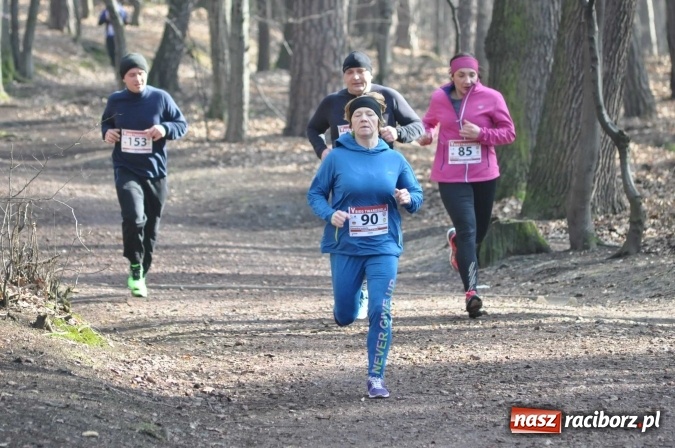 Zdjęcie w galerii na portalu naszraciborz.pl: Raciborzanie Tomasz Marcinek i Anna Szyjka wygrali V Bieg Twardziela wiadomości z regionu