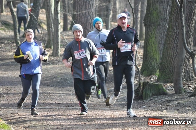 Zdjęcie w galerii na portalu naszraciborz.pl: Raciborzanie Tomasz Marcinek i Anna Szyjka wygrali V Bieg Twardziela wiadomości z regionu