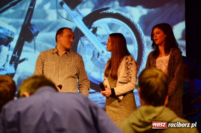 Zdjęcie w galerii na portalu naszraciborz.pl: Kaznodzieja z karabinem w Raciborzu  wiadomości z regionu