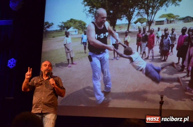 Zdjęcie w galerii na portalu naszraciborz.pl: Kaznodzieja z karabinem w Raciborzu  wiadomości z regionu