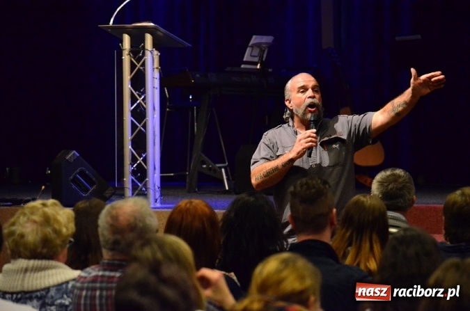 Zdjęcie w galerii na portalu naszraciborz.pl: Kaznodzieja z karabinem w Raciborzu  wiadomości z regionu