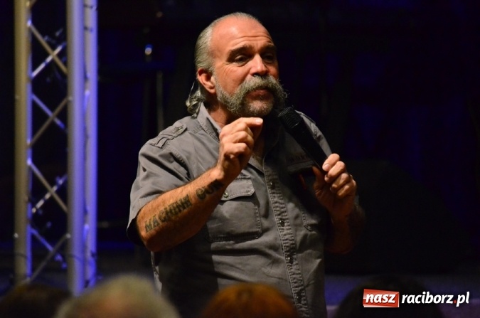 Zdjęcie w galerii na portalu naszraciborz.pl: Kaznodzieja z karabinem w Raciborzu  wiadomości z regionu