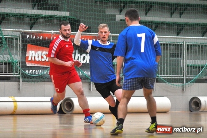 Zdjęcie w galerii na portalu naszraciborz.pl: Zakończenie Halowej Ligi Piłki Nożnej  wiadomości z regionu