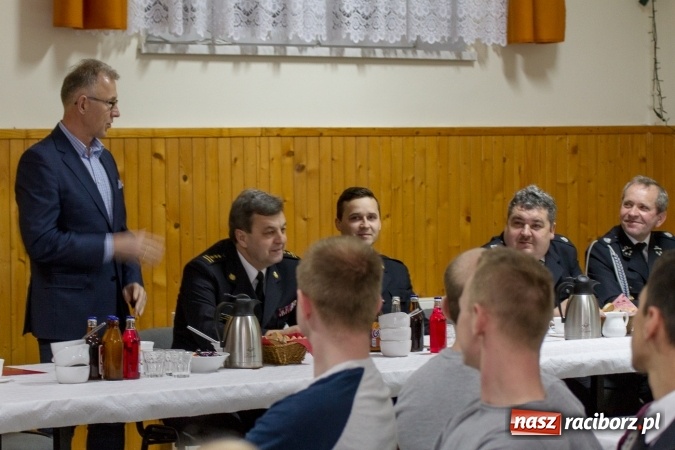 Zdjęcie w galerii na portalu naszraciborz.pl: Brzeska straż pożarna już po walnym wiadomości z regionu