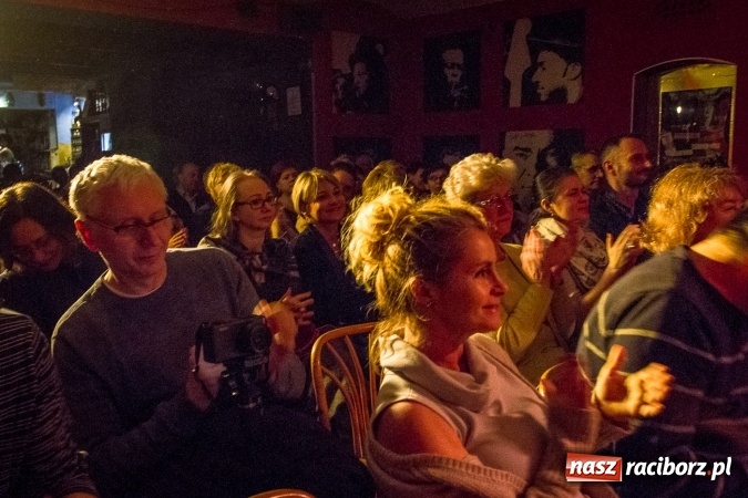 Zdjęcie w galerii na portalu naszraciborz.pl: Grażyna Łobaszewska - 40 lat na scenie, dziś na Końcu Świata w Raciborzu wiadomości z regionu