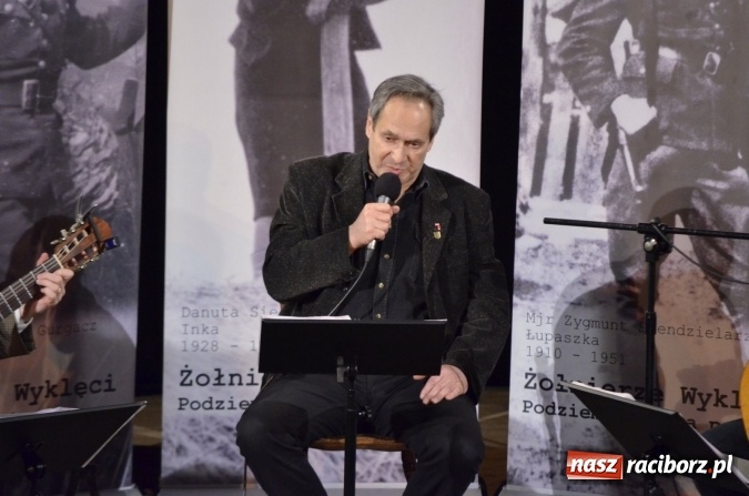 Zdjęcie w galerii na portalu naszraciborz.pl: Podziemna armia powraca - Jerzy Zelnik w Strzesze wiadomości z regionu