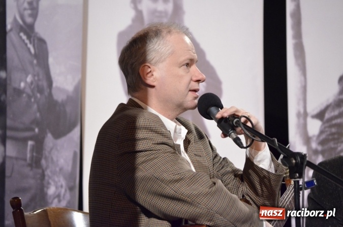 Zdjęcie w galerii na portalu naszraciborz.pl: Podziemna armia powraca - Jerzy Zelnik w Strzesze wiadomości z regionu